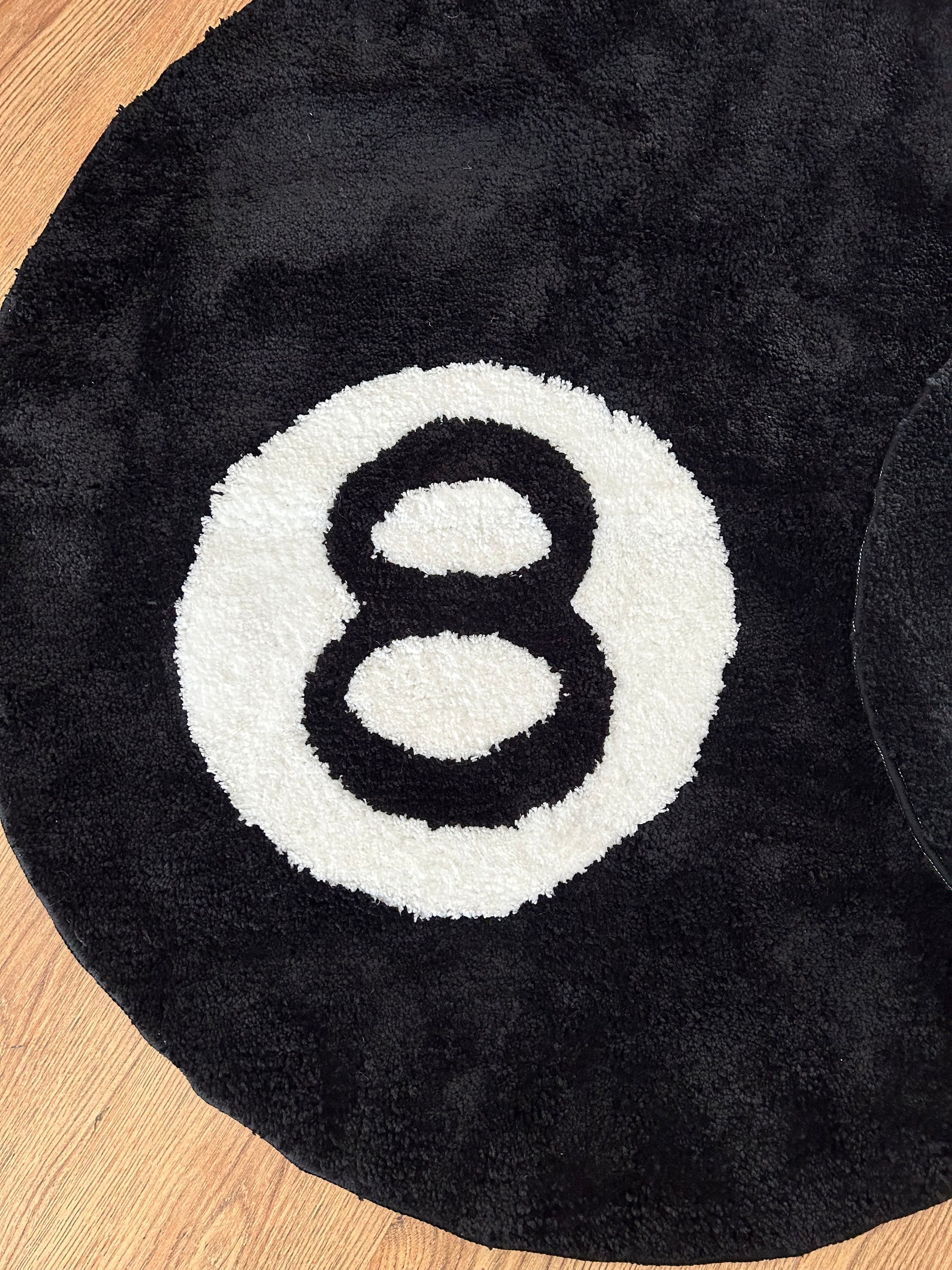 8-Ball Rug (60x60CM)